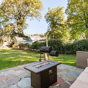 Fire Pit ~ Game Room ~ Near Nyc ~ Modern Luxury 뉴 로셸 Exterior photo