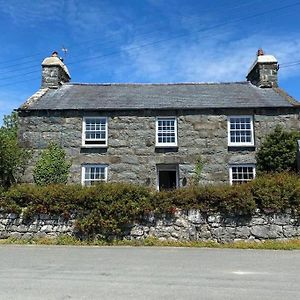 Llanfair Charming, Spacious Farm House By Harlech Beach 빌라 Exterior photo