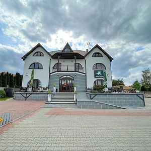 Gorno  Restauracja Bialy Kruk 아파트 호텔 Exterior photo