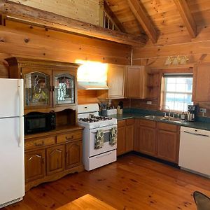 Laurelville Cozy Creekside Cabin In The Heart Of Hocking Hills 빌라 Exterior photo