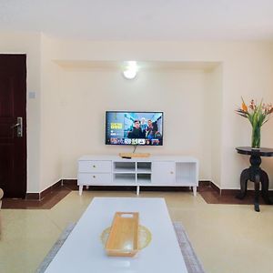 Spacious And Tastefully Furnished Apartment In Limuru Road 나이로비 Exterior photo