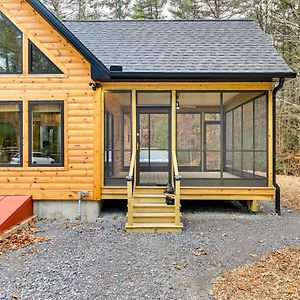 Broadalbin Modern Cabin With Hot Tub And Sacandaga Lake Access! 빌라 Exterior photo