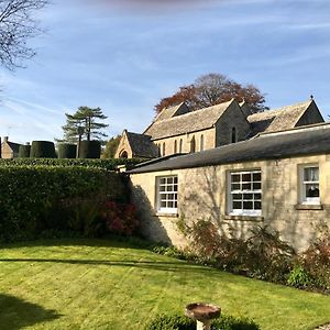 The Old Post Office Studio Apartment In A Beautiful Cotswold Village 시런세스터 Exterior photo