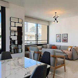 베이루트 Elevated 2Br Living In Hamra 아파트 Exterior photo