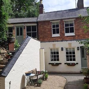Beautiful Georgian Cottage Within A Private Walled Garden 오크햄 Exterior photo
