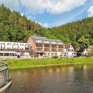 Hotel Am Schlossberg 지겐루크 Exterior photo