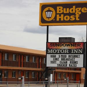 Budget Host Sundowner Motor Inn 케도카 Exterior photo