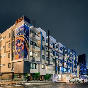 Vue Apartments 절롱 Exterior photo