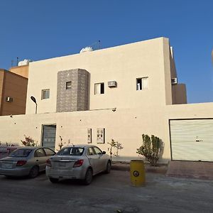 Al Muzahimiyah Shkk Alrahh 아파트 Exterior photo