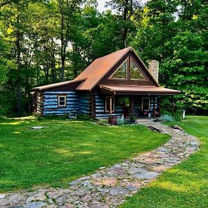 Morgantown 5 Star Cabin In Brown County 빌라 Exterior photo