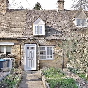 Remarkable 1-Bed Cotswolds Cottage In Finstock 치핑노턴 Exterior photo