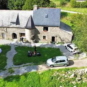 Manoir De Saint Ceran Au Royaume De Louango 호텔 Lanrivain Exterior photo