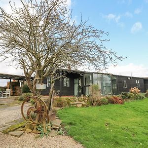 The Lodge At Wildersley Farm 벨퍼 Exterior photo