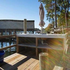 Reedville Waterfront House With Private Dock And Fishing 빌라 Exterior photo