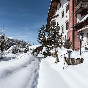 Strasserwirt - Ansitz Zu Tirol 호텔 스트라센 Exterior photo