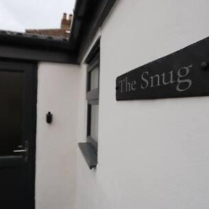 The Snug- Studio In Portishead With Parking 아파트 Exterior photo
