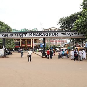 Rail Nest 호텔 Kharagpur Exterior photo