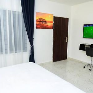 Luxury 4-Beds Apart Abuja-24Hrs/Elect/Wifi/Securi 아파트 Exterior photo