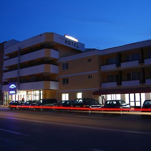 Hotel Europolis 툴체아 Exterior photo