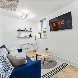 듀스버리 30 Percent Off! Lovely Yorkshire Duplex - Sleeps 6 - Netflix 아파트 Exterior photo