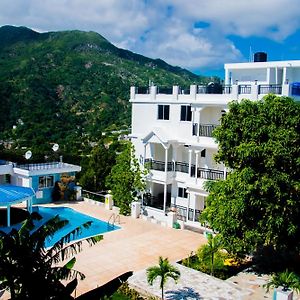 J&G Villa Hotel Cap-Haïtien Exterior photo