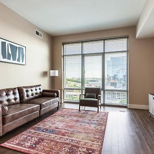 Reston 1Br W Elevator Wd Nr Eclectic Dining Wdc-833 아파트 Exterior photo