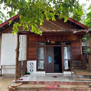 Insarek Homestay Tapokreng Exterior photo