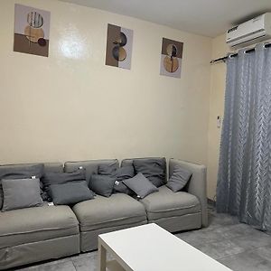 Appartement Entier F3 Climatise Agreable, Spacieux Et Confortable A Gadaye 다카르 Exterior photo