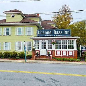 Channel Bass Inn And Restaurant 친커티그 Exterior photo