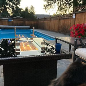 Bright Poolside Walkout Two Bedroom Basement Suite In The Okanagan 펜틱턴 Exterior photo