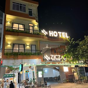 Khach San Ziczac Kontum 호텔 Tỉnh Kontum Exterior photo