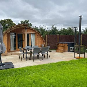 Wimbish Hall Cabins Exterior photo