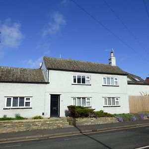 Windmill Cottage 엘리 Exterior photo