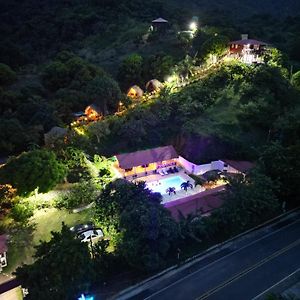 Cabanas Orlando Y Mas Na' Tayrona 엘 자이노 Exterior photo