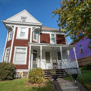 Homestead Step Back In Time Charming Victorian With Modern Amenities 아파트 Exterior photo