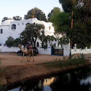 Nubian Holiday House Aswan 호텔 Exterior photo