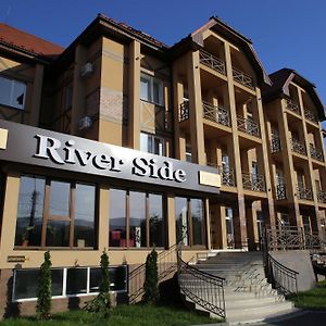 River Side 호텔 폴리아나 Exterior photo