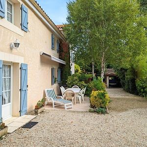 Saint-Genis-d'Hiersac Maison Familiale Avec Jardin Clos, Acces Riviere Et Wi-Fi, Proche Verdure Et Activites En Charente - Fr-1-653-117 빌라 Exterior photo