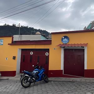 Casa Julia Xela 호텔 케트살테낭고 Exterior photo