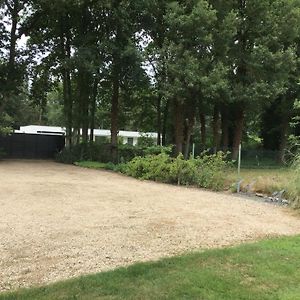 Guesthouse De Steenberg Tweepersoonskamer Met Grote Badkamer, Kitchenette En Tuinzicht Op De Eerste Verdieping 질 Exterior photo