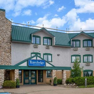 Travelodge By Wyndham Lacombe Exterior photo