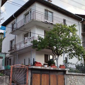 Kesta Za Gosti - Sofi, Gr. Devin 아파트 Exterior photo