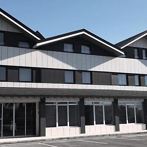 호텔 메르세데스 카마르고 Exterior photo