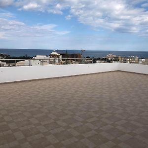 Grand S+1 Avec Vaste Terrasse Panoramique 호텔 Chott Meriem Exterior photo