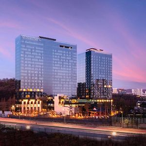 Doubletree By Hilton Seoul Pangyo Residences 성남 Exterior photo