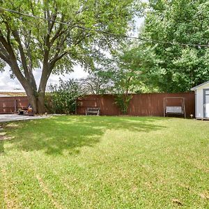 Charming Fort Worth Home - 12 Mi To Downtown! 포레스트힐 Exterior photo