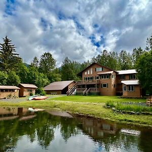 Bear Lake Lodgings B&B 수어드 Exterior photo