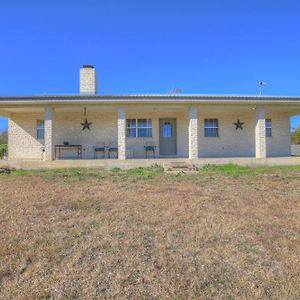 Luckenbach Casa Blanca: Hot-Tub, Fire Pit, Hill Country Views 빌라 Exterior photo