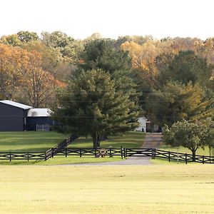 Heltonville Donkeytown At Turner Farms 빌라 Exterior photo