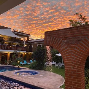 Hotel Hacienda Ventana Del Cielo 테포츨란 Exterior photo